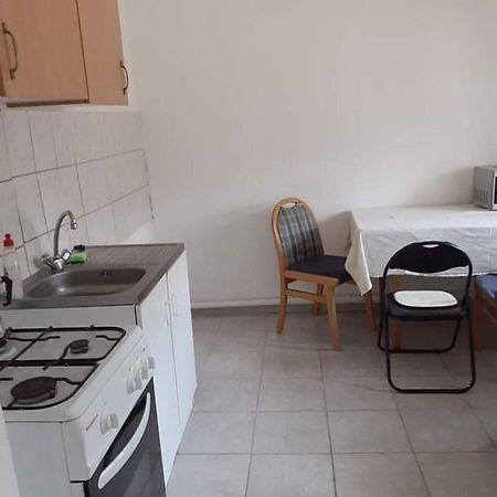 Pihenes A Malomtonal Privat Berlemeny Pension Tapolca Buitenkant foto