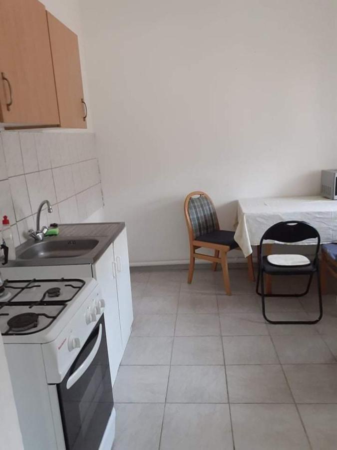 Pihenes A Malomtonal Privat Berlemeny Pension Tapolca Buitenkant foto